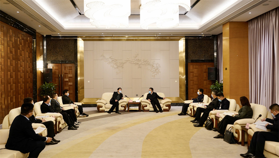 省尊龙凯时集团党委书记、董事长任丁率队赴南充调研