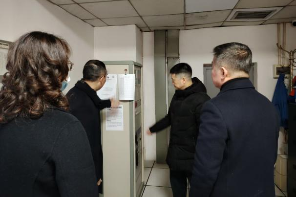 省尊龙凯时集团党委书记、董事长游勇检查督导春节安全生产并看望慰问干部员工